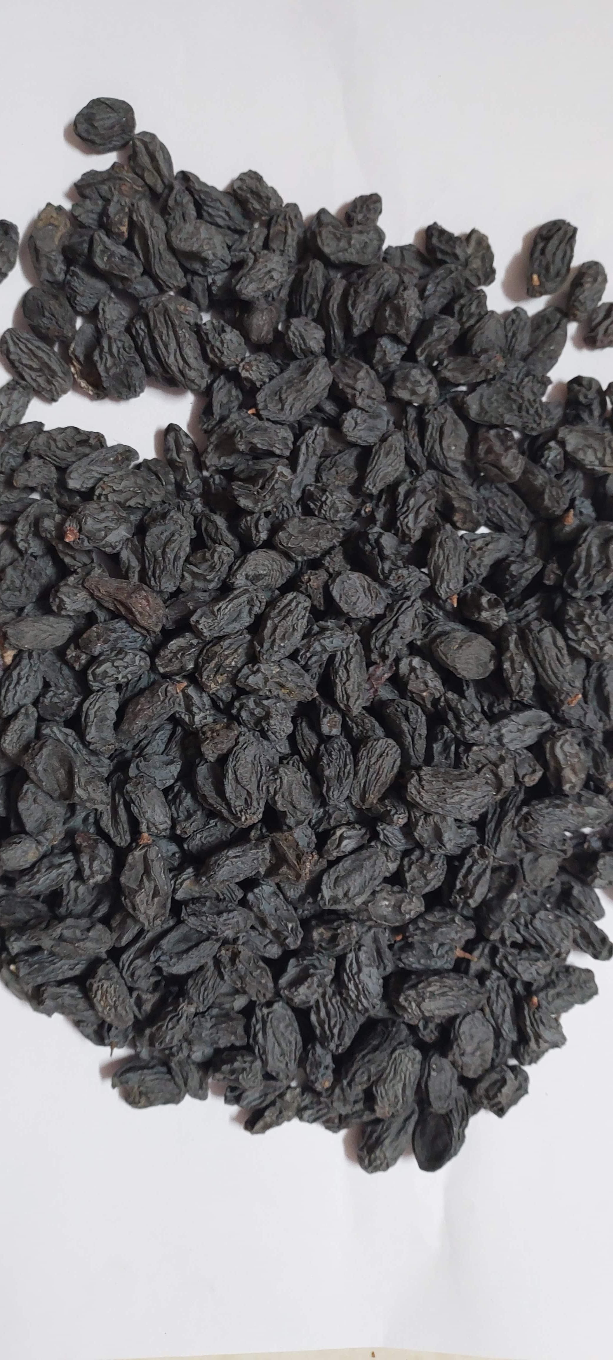 Seeded Black Raisins